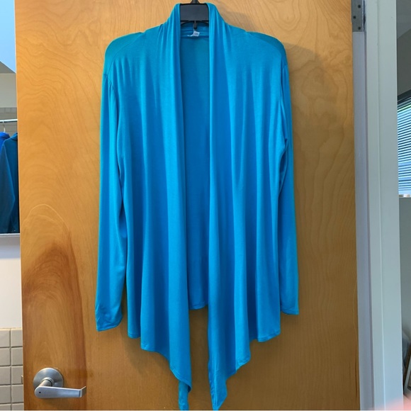 🔥5/$20🔥 “Popana” Turquoise Stretch Rayon Cardigan and Tee Tunic size M & L - Picture 4 of 10